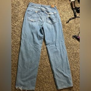 American eagle size 10 slightly ripped jeans!